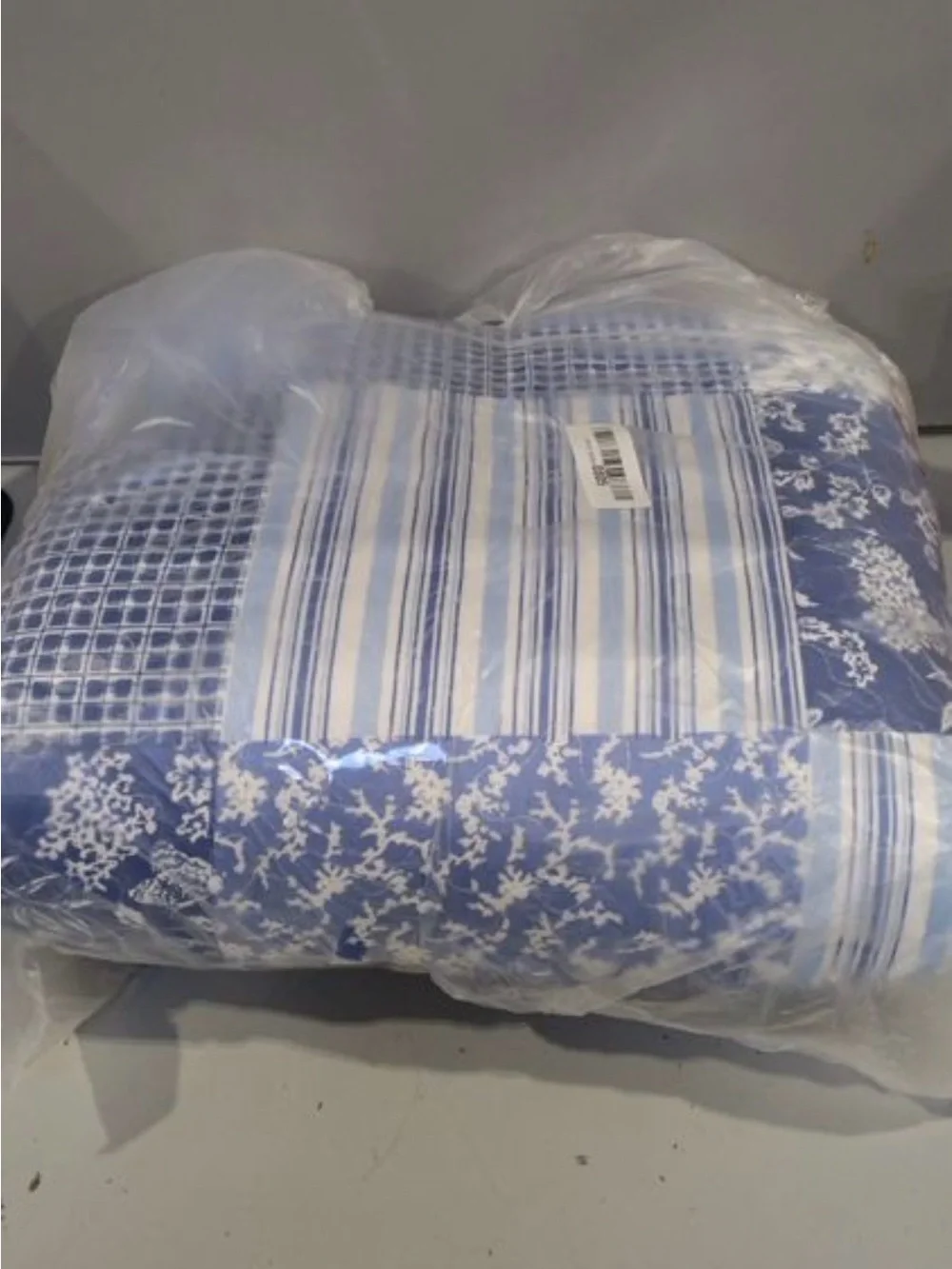 Blue and White Patchwork Quilt - Home Bedding king